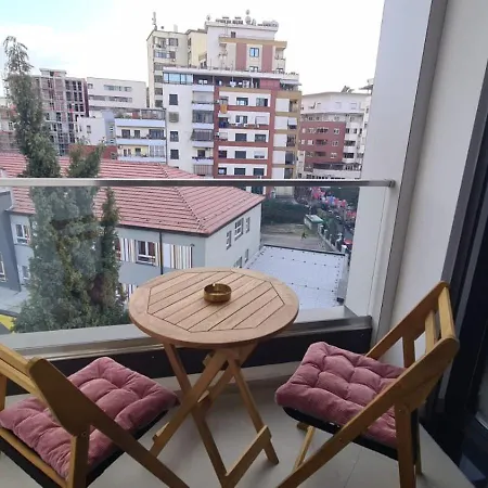 Ema Apartment *